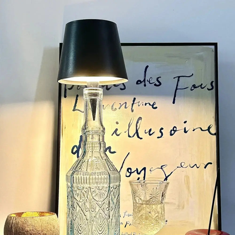 LuminBotella™ – Rechargeable Bottle Lamp for Creative Lighting